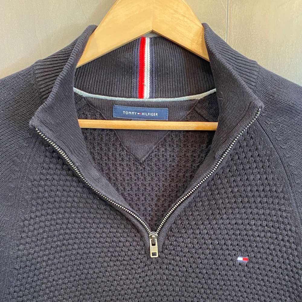 Tommy Hilfiger Men's Black Quarter-Zip Sweater - Picture 3 of 5